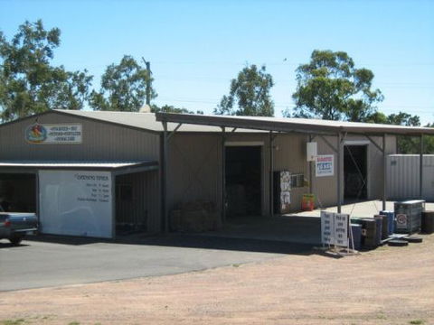 Len’s Feed Shed - Sydney Vets 4